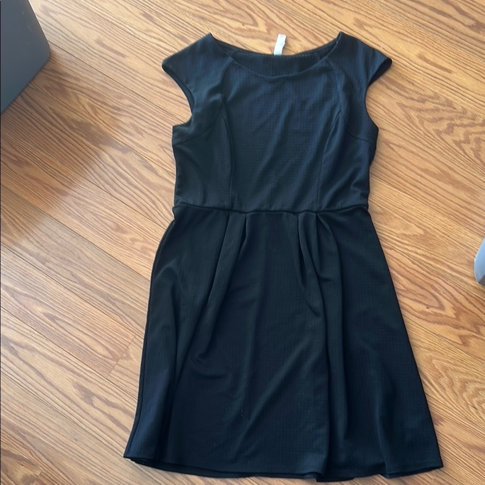 Elegant Black Dress